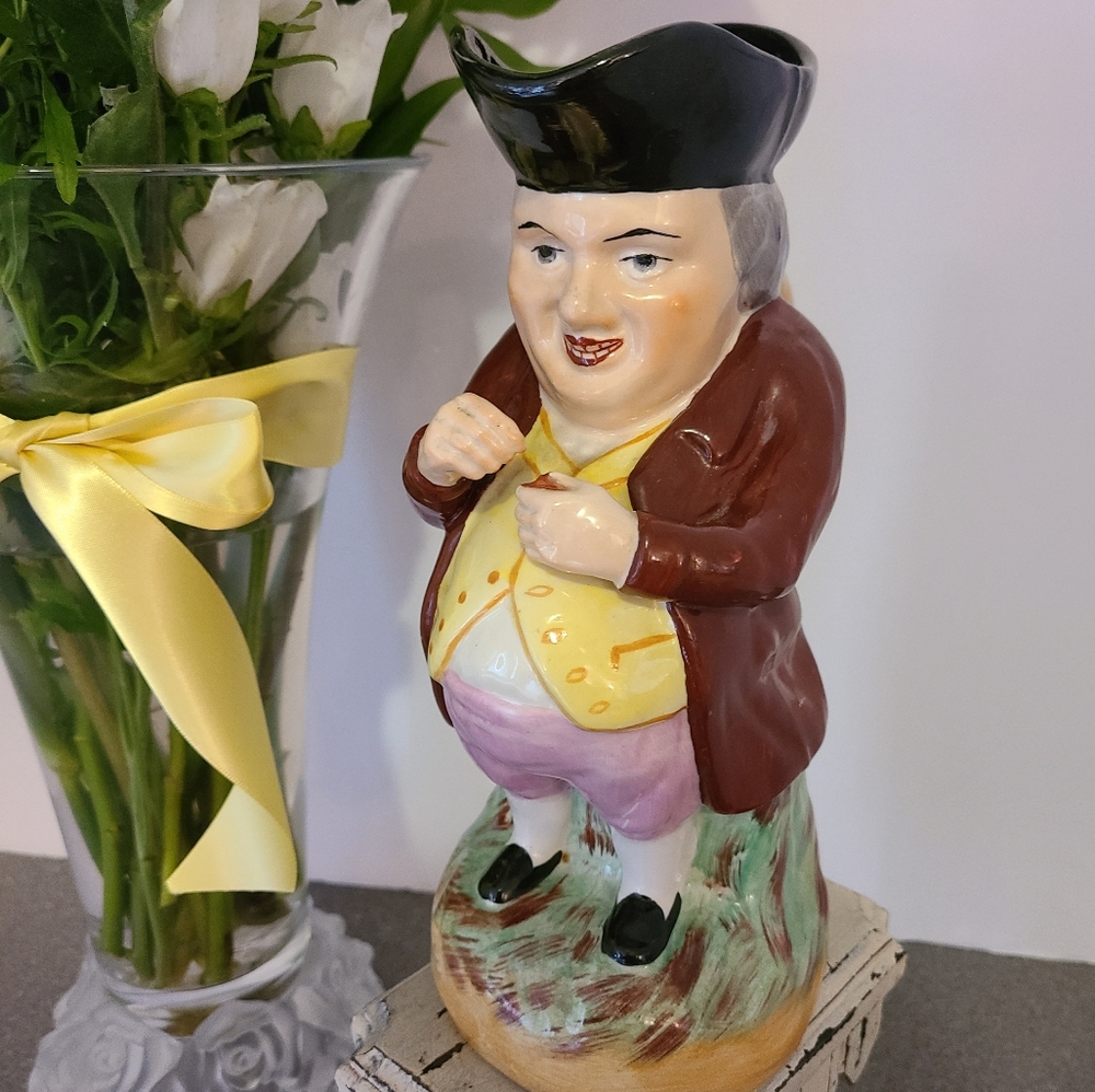 Toby Jug English Ceramic Staffordshire  Snuff Taker Size 9.5" tall x 6" wide